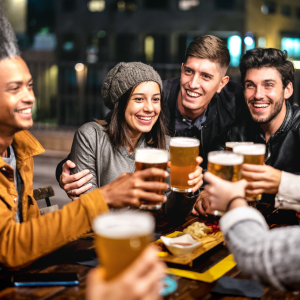 Friends drinking beer